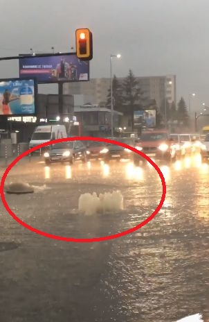 Воден апокалипсис парализира София: Молове, метростанции и подлези протекоха, а на бул. "Патриарх Евтимий" е нещо невиждано! Зрелищни ВИДЕА и СНИМКИ