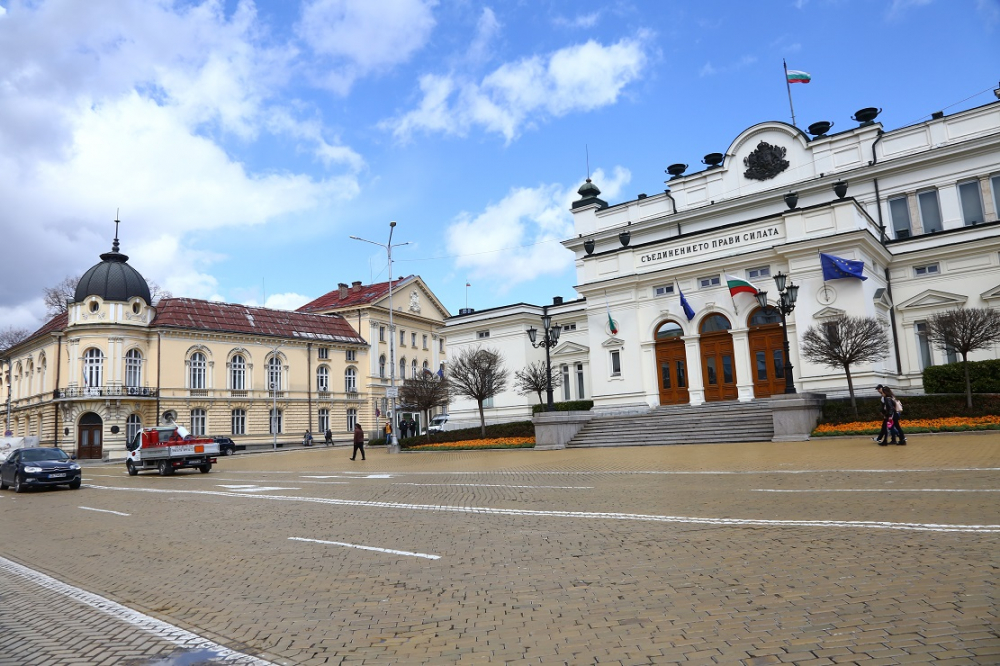 НС гласува днес промените в Закона за хората с увреждания