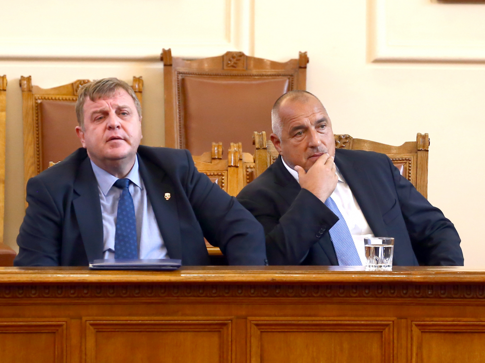 Ексклузивен барометър оповести страхотни данни за Борисов, Каракачанов и правителството (ГРАФИКИ)