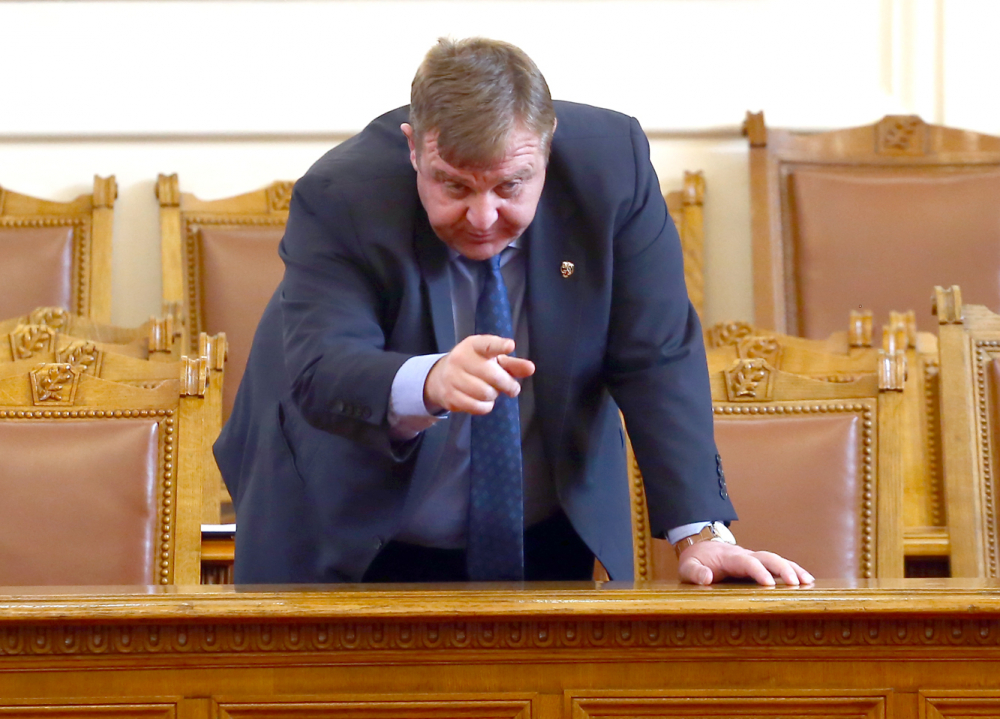 ВМРО разкри водачите си на листи