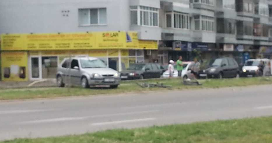Ужасяваща катастрофа във Варна! Смазани са велосипедисти и кола (СНИМКА)