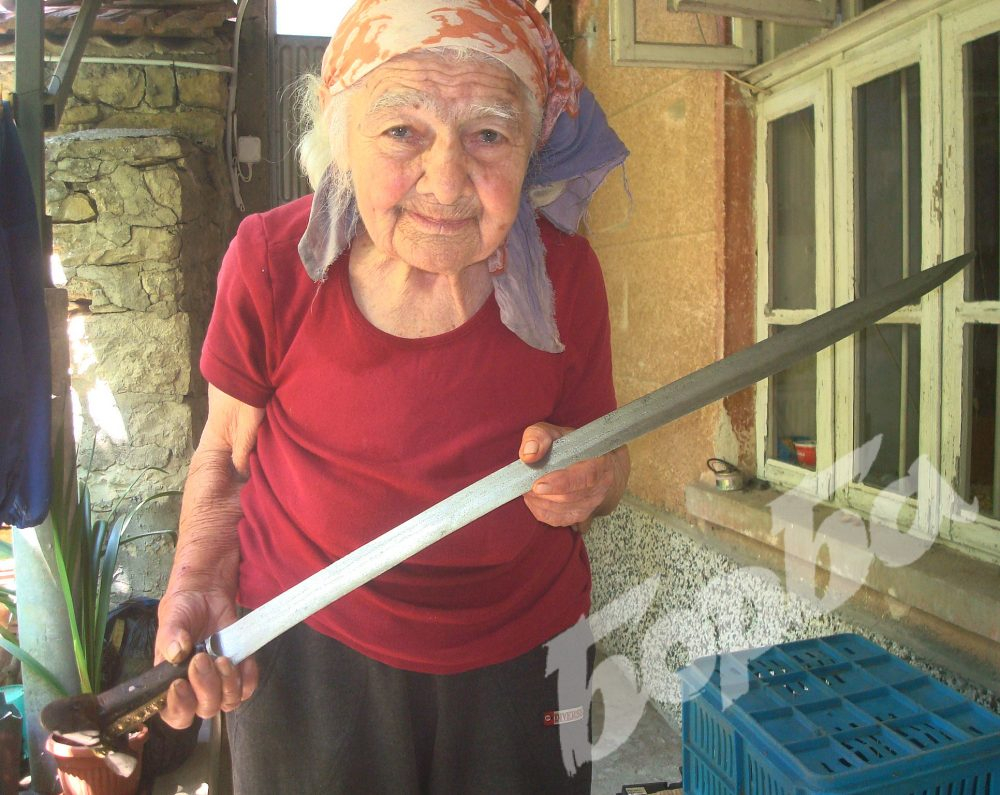 85-годишната баба Каля от Ново село пази много ценна реликва, заради която всички ще й завидят 