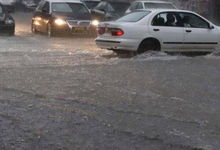 Читателка до БЛИЦ: Навсякъде около нас потоп, ще се сбъдне ли най-страшното пророчество на Петър Дънов за България?!