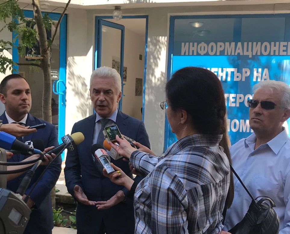 Сидеров откри инфоцентър в помощ на бизнеса в Ямбол 