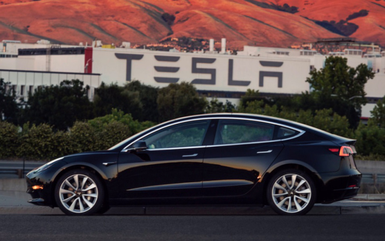 Главният инженер на Tesla напусна компанията