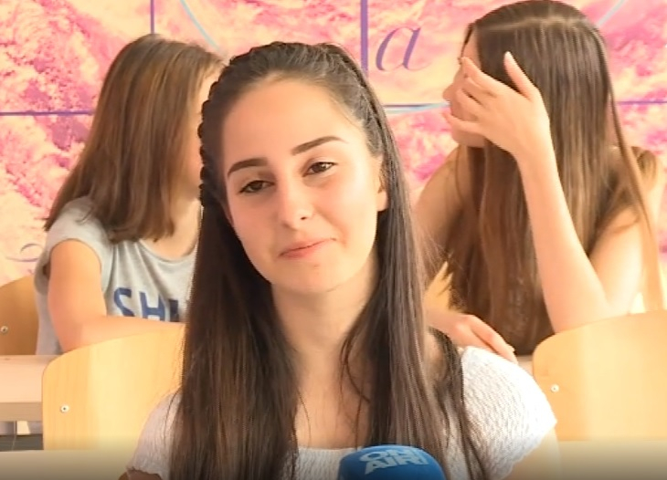 Най-добрата седмокласничка в България е Петрослава, тя изкара на изпитите 100 от 100 възможни точки (ВИДЕО)