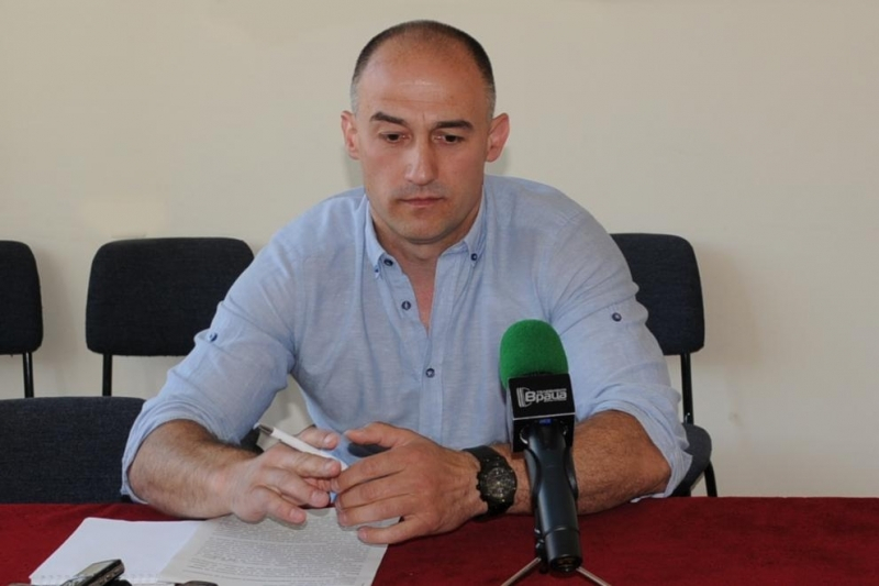 Във врачанската полиция хвърчат глави заради бягството на 15-годишния арестант