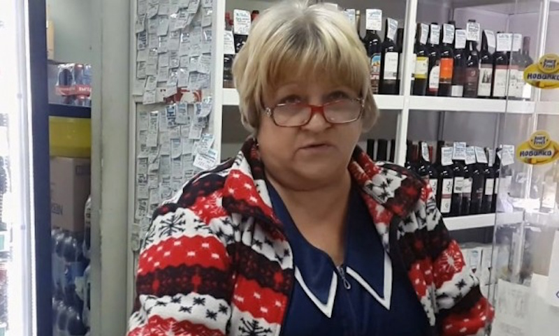 Секс скандал на Световното: Аптекарка продавала пробити презервативи на чуждестранните фенове в Нижни Новгород с цел да...