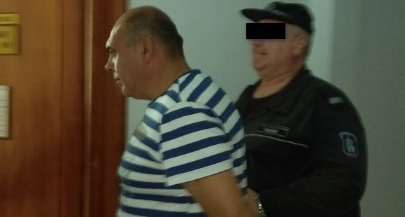 Болни жена и дете не успяха да измъкнат от затвора шофьора на автобуса-ковчег, убил 9 души на „Тракия”