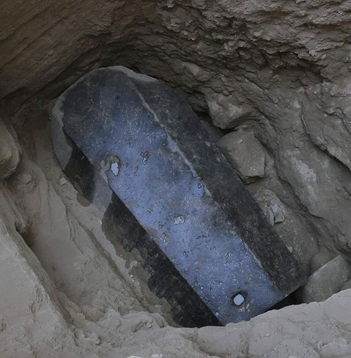 Невероятна находка в Египет! Откриха най-големият в историята саркофаг, а до него бяла глава от...  (СНИМКИ/ВИДЕО)