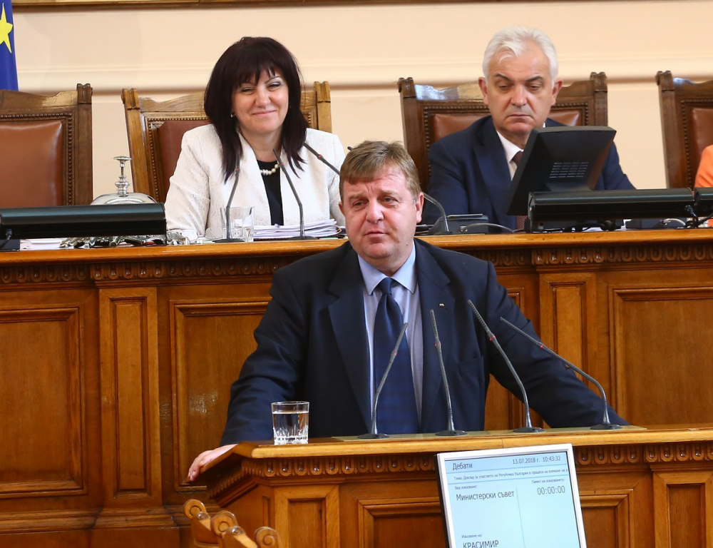 Каракачанов: България ще изготви позиция против санкциите срещу Унгария