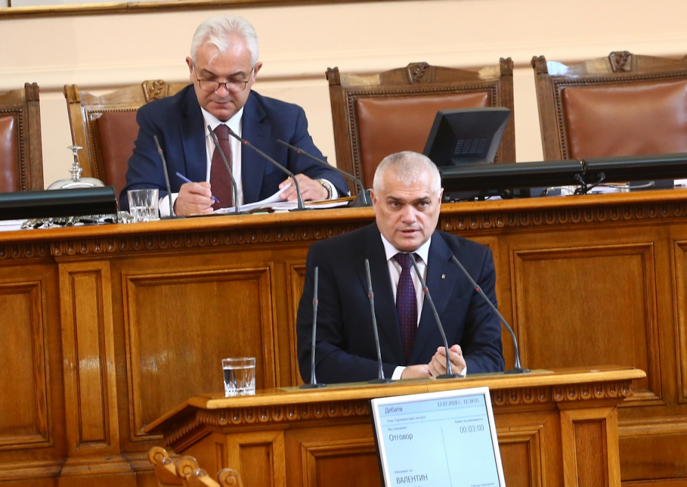 Министър Радев ще награждава граничари от Елхово