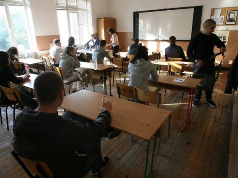 Важна новина за всички родители, ето как ще се разпределят ваканциите следващата година 