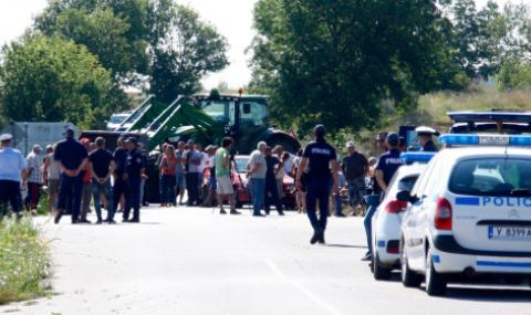 Д-р Георги Чобанов от БАБХ: Около 400 животни в Шарково не са евтанизирани поради живите вериги и протестите 