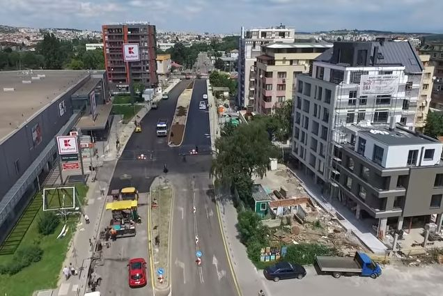 Докъде стигна един от знаковите ремонти в София? Вижте ВИДЕО от птичи поглед