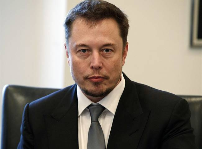 Илон Мъск нарече педофил водолаза, който го посъветва да си пъхне подводницата „където боли“  