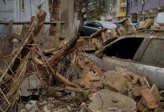 Паметник на културата се срути в Смолян