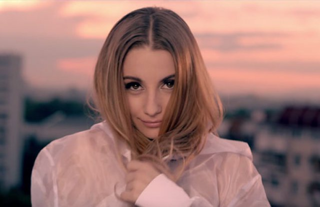 Горещата Михаела Маринова направи куп интимни признания (ВИДЕО)