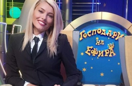 Русата сексбомба на "Господари на ефира" разказа играта на Валя Ахчиева! (ВИДЕО)