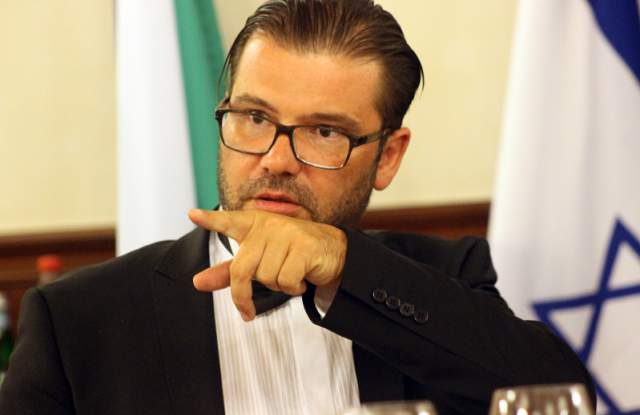 Д-р Енчев с първи думи след нападението срещу резиденцията му