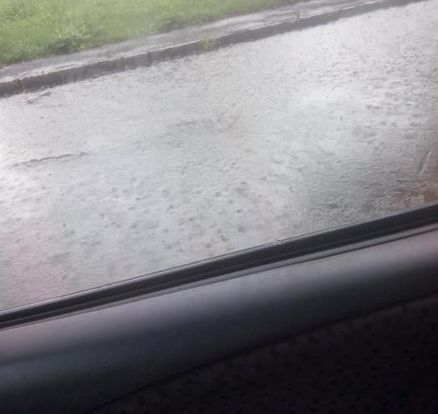 За три часа този следобед в Русе беше нещо страшно, бедствено положение и в Пирдоп (СНИМКИ)