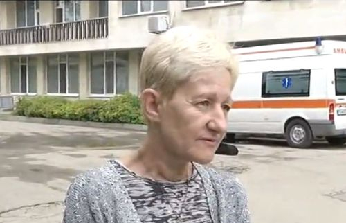 Майката на отвлечената и изтезавана Вики разказа за изрода, който гасял фасове в лицето на момичето!