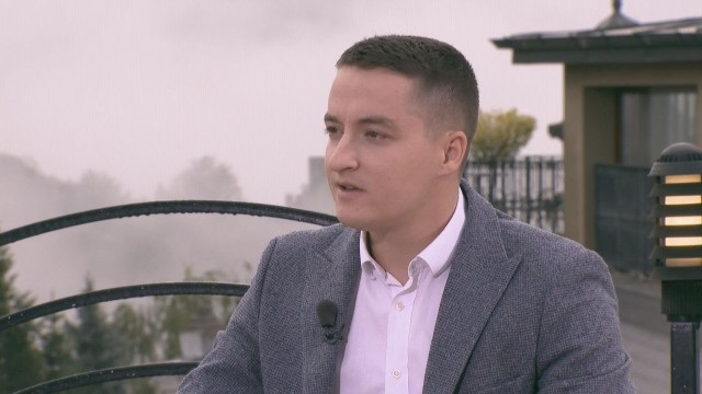 Млад социалист с критика: Визията на управляващите е за три дни напред