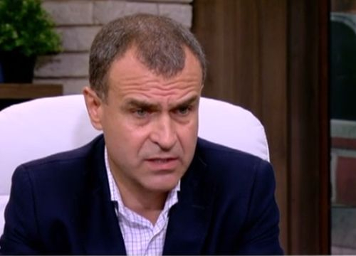 Родителите на изоставеното от линейка детенце гневни, Спешна помощ с различна версия