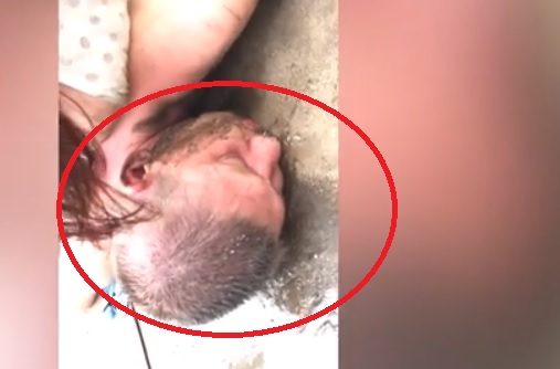 Рускиня с могъщ разголен бюст буквално размаза крадец (ВИДЕО 18+) 