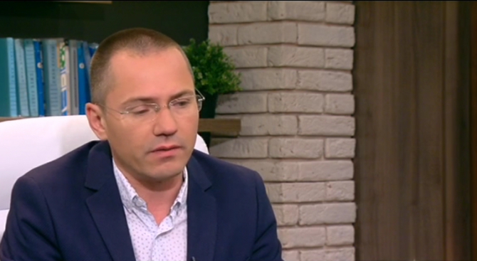 Джамбазки: Между Охрид и Черно море живее един и същ народ, който е разделен в две държави