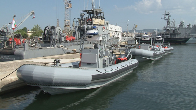 Българските ВМС се оборудваха с бързоходни бойни лодки за 2 млн. долара