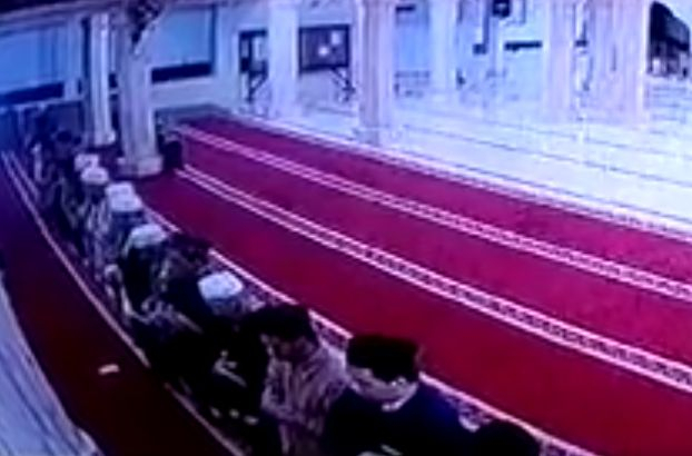 Само в БЛИЦ! Страховито ВИДЕО от земетресението в Индонезия! Кадрите са ужасяващи!