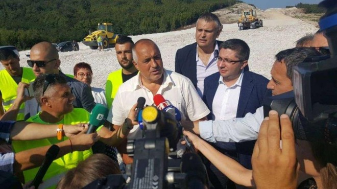 Борисов проговори за Очите, Бенчев и Нинова