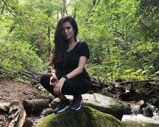 Бременната Преслава изпадна в дива паника! Застрашава както нейния живот, така и този на бебето с нещата, които прави (СНИМКИ)