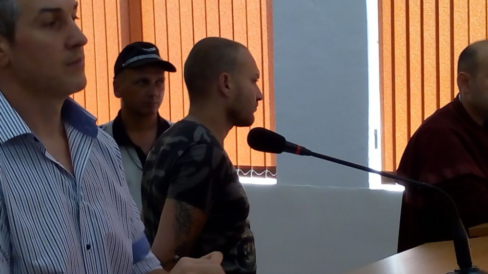 Първо в БЛИЦ: Ченгето от СДВР, прекарвало бежанци у нас, обжалва присъдата си в съда (СНИМКИ) 