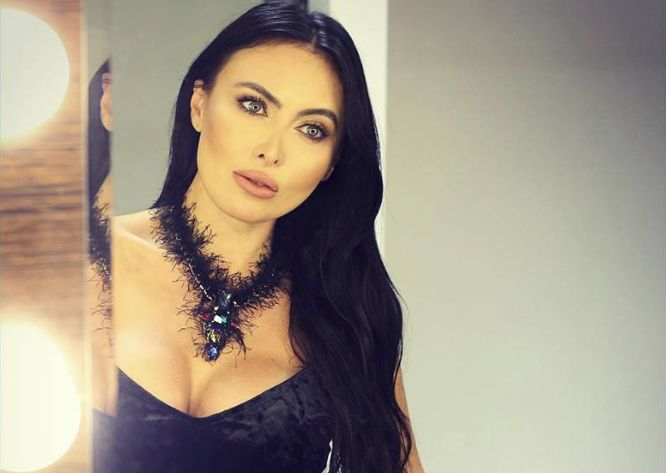 Клюкарката Лили заряза новородения си син и... 