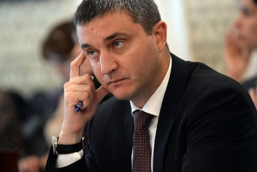 Първо в БЛИЦ! Финансовият министър контрира мощно твърденията на президента за Митьо Очите! (ВИДЕО)