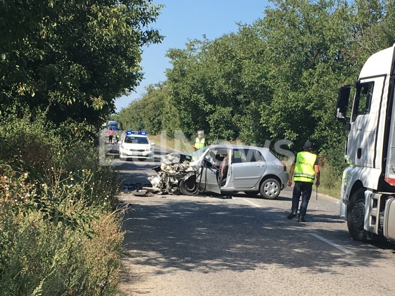 Трагедия: Жената, издъхнала в касапницата край Борован, оставя две момичета сираци! С мъжа си се връщали от почивка, когато... (СНИМКИ)