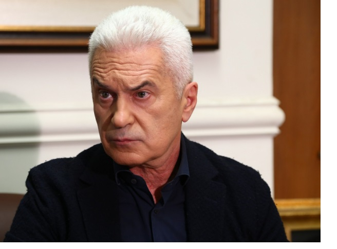Волен Сидеров взривяващо пред БЛИЦ: Валери Симеонов безчинства, Борисов да се намеси! 