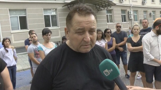 Бащата на починалата родилка Ренета смразяващо: Каза ми, че ребрата й са помлени от скачане и натискане с лакти! (СНИМКИ)