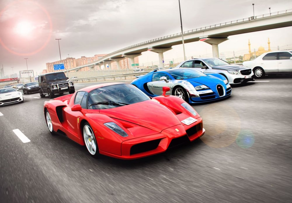 Показаха убиец на Ferrari и Bugatti с 2000 конски сили! 