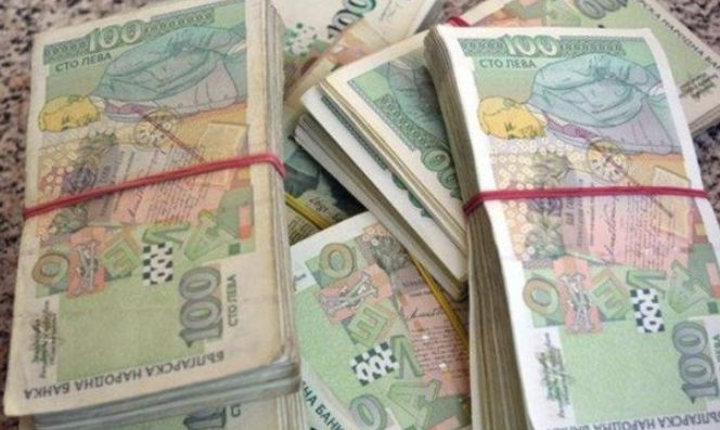Възрастен габровец изгоря с над 40 бона, помагайки при залавянето на ало измамници 