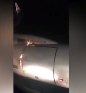 Зловещи СНИМКИ и ВИДЕО! Двигателят на самолет с 204 души на борда се запали