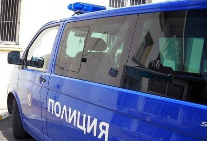 Щурмуваха контрабанден цех за цигари в Югозапада