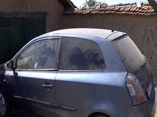 Малкият Сашко от Сливен се задушавал часове наред при 50 градуса жега в затворената кола, докато родителите...