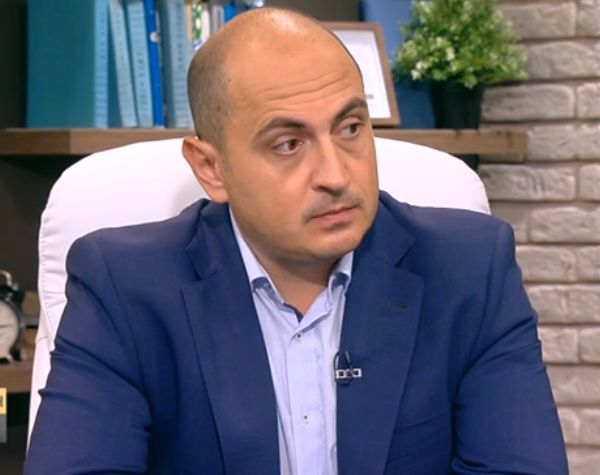 Адвокатът на шофьора на автобуса: Снощи, когато се прибра от ареста, Григор ми сподели, че... 