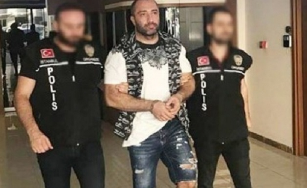 Митьо Очите гасне в Истанбул! Състоянието му е...