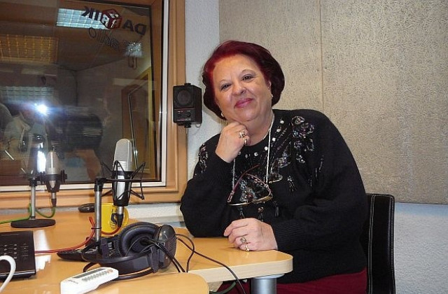 Д-р Валентина Григорова: Няма как лекар да скача върху корема на родилка, не сме убийци!