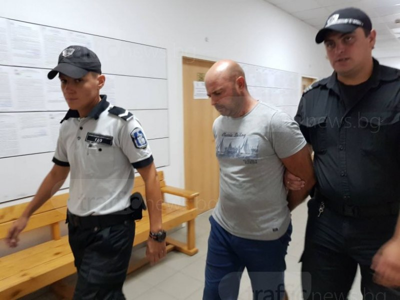 Собственикът на незаконния цех за цигари в Калугерово остава зад решетките 