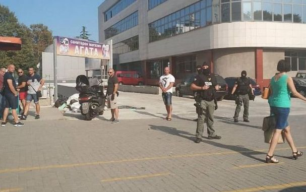 Първи подробности за зрелищната полицейска акция в Бургас (СНИМКИ)